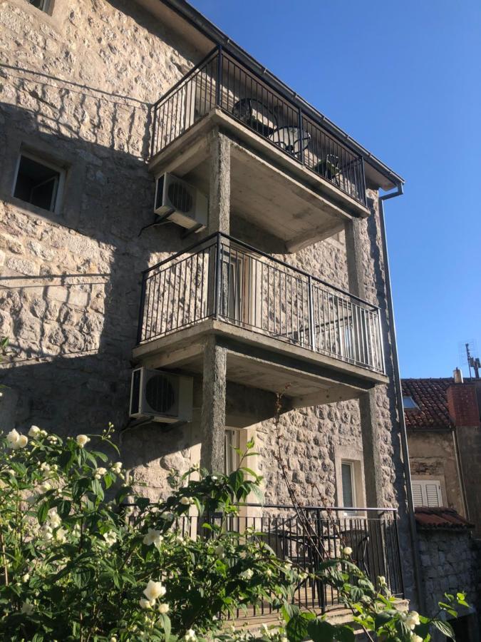 Pavle Apartmani ريسان المظهر الخارجي الصورة